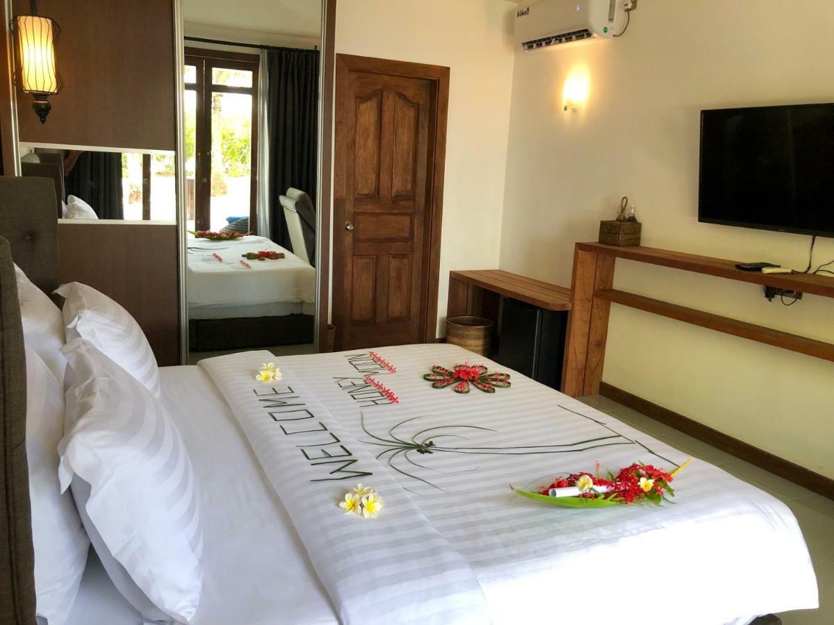 Atollkey Hotel Dhigurah  Eksteriør billede