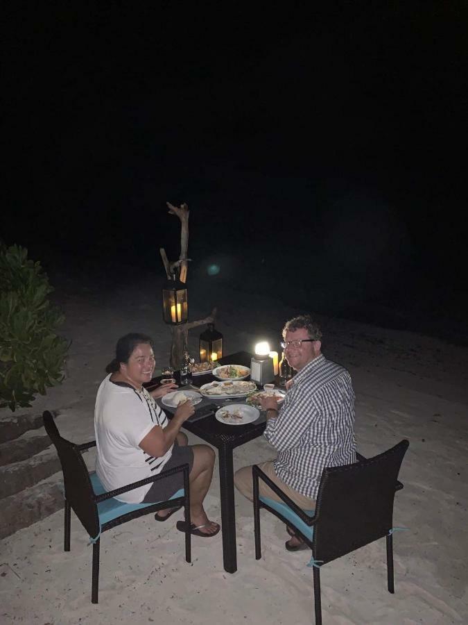 Atollkey Hotel Dhigurah  Eksteriør billede